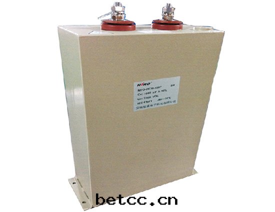 油(yóu)浸式直(zhí)流濾波(bō)電(diàn)容器